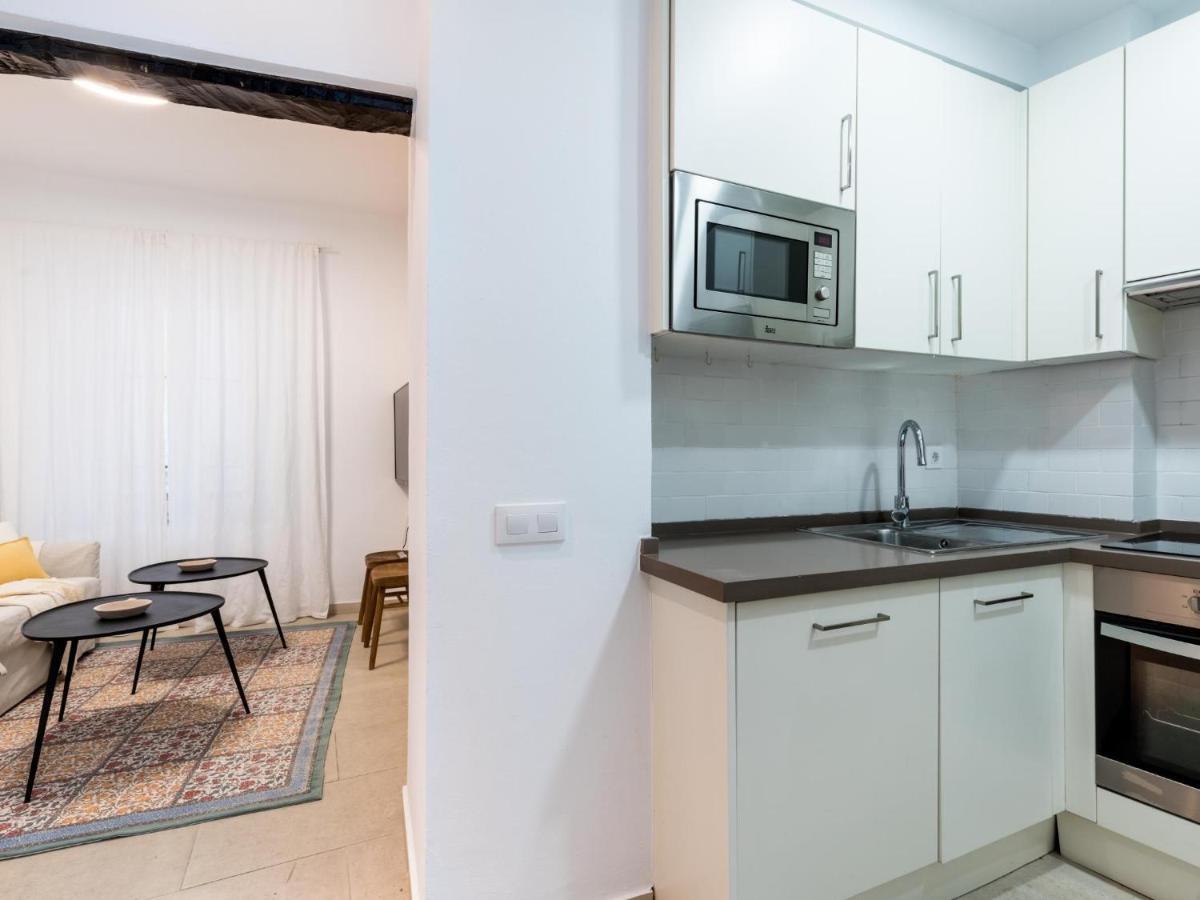 Unique Homes La Juderia Parking & Jacuzzi เซบีญา ภายนอก รูปภาพ