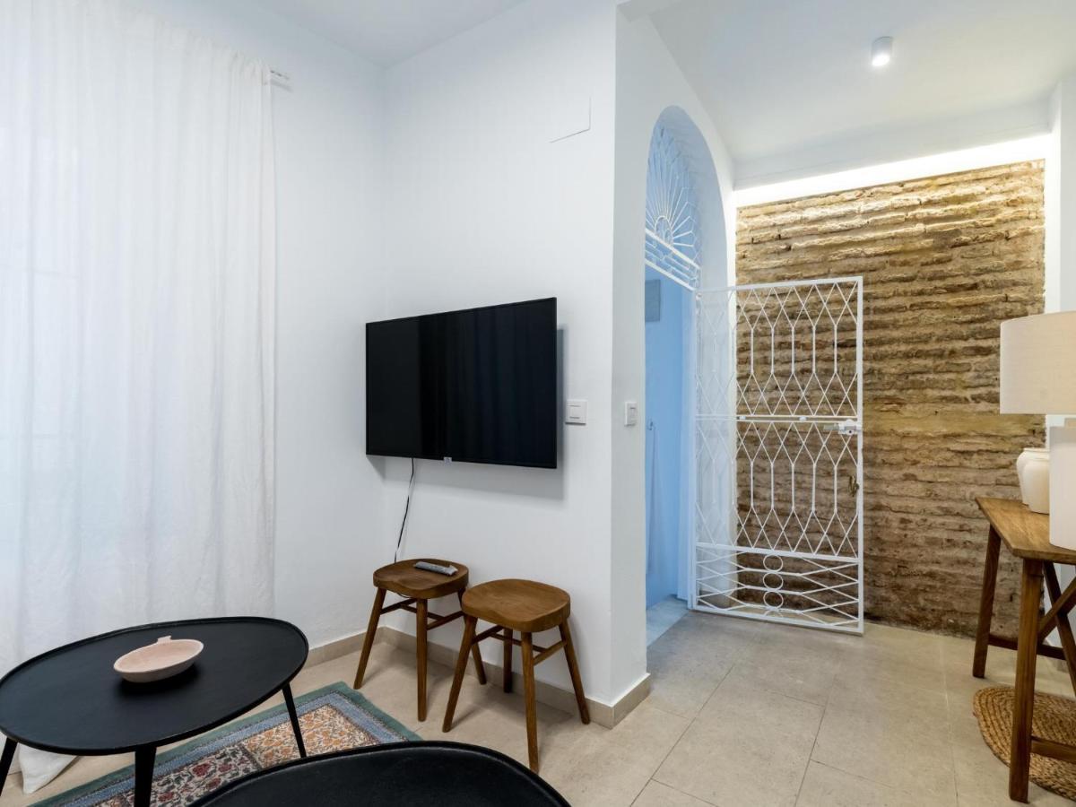 Unique Homes La Juderia Parking & Jacuzzi เซบีญา ภายนอก รูปภาพ